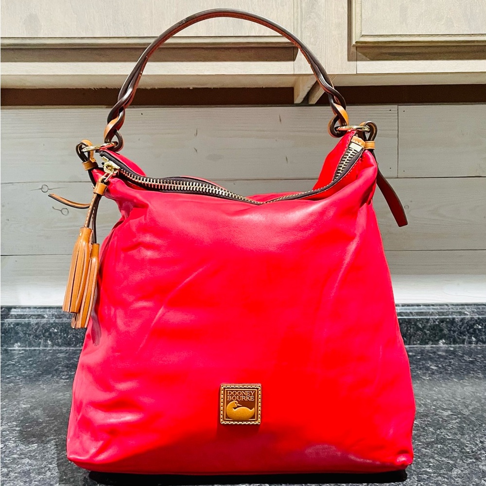 Dooney & Bourke Lg McKenzie Hobo